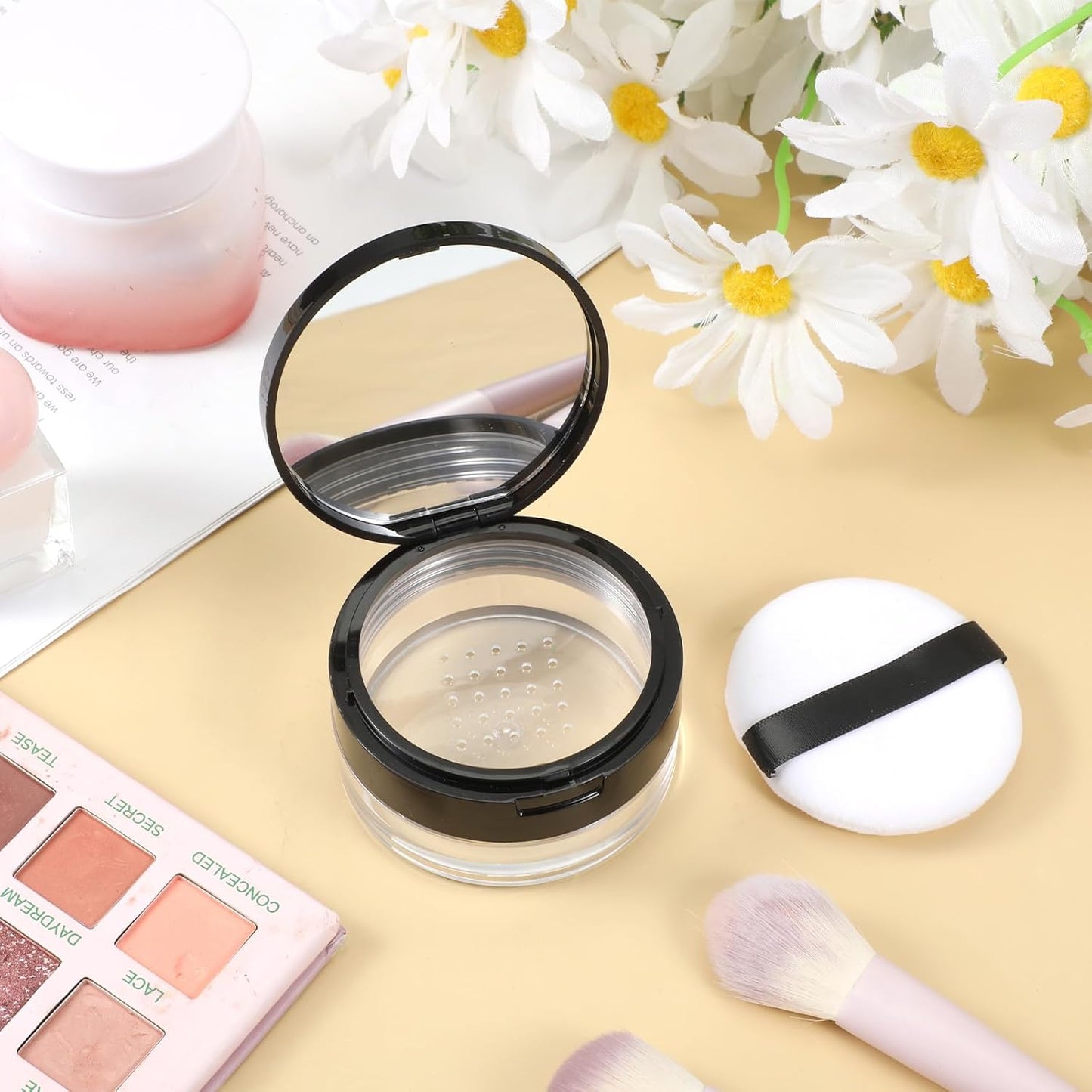 20g (0.7 oz) No Leaks Empty Reusable Plastic Loose Powder Container, Portable DIY Makeup Powder Container Compact Case Plastic Cosmetic Jars with Sponge Powders Puff Elasticated Net Sifter (Black)