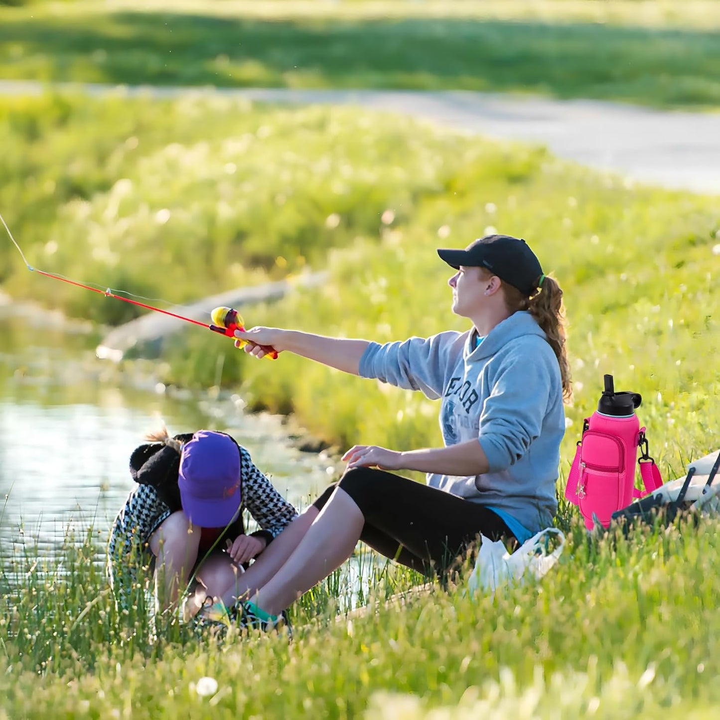 Water Bottle Holder with Strap for Hydroflask 32oz 40oz, Carrier Sling Bag with Phone Pocket Water Bottle Sleeve for Men Women Hiking Camping Travelling