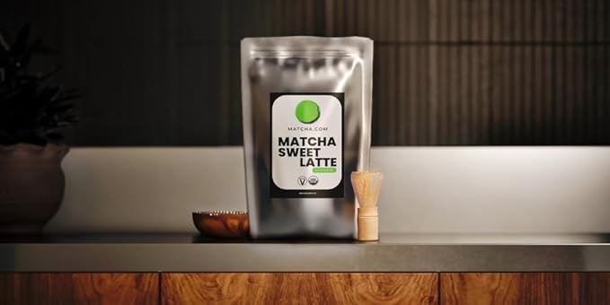 Matcha Kari - Organic Sweetened Matcha Mix, Cafe Style Green Tea Latte Powder, Easy to Mix - 2.2 Pound Bag (1 kg)