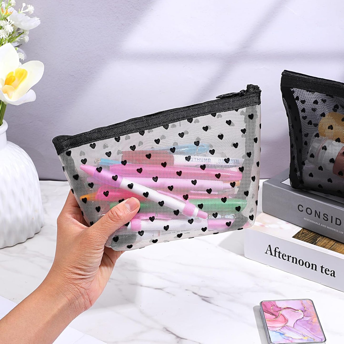 4 PCS Heart Printed Mesh Makeup Bag Set, White & Black Mesh Makeup Bag with Zipper Lipstick Accessories Organizer Mini Travel Organizer Bags for Women(2 Small 2 Medium)